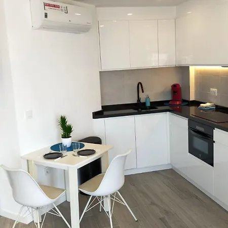 Seaview Dream Albir דירה